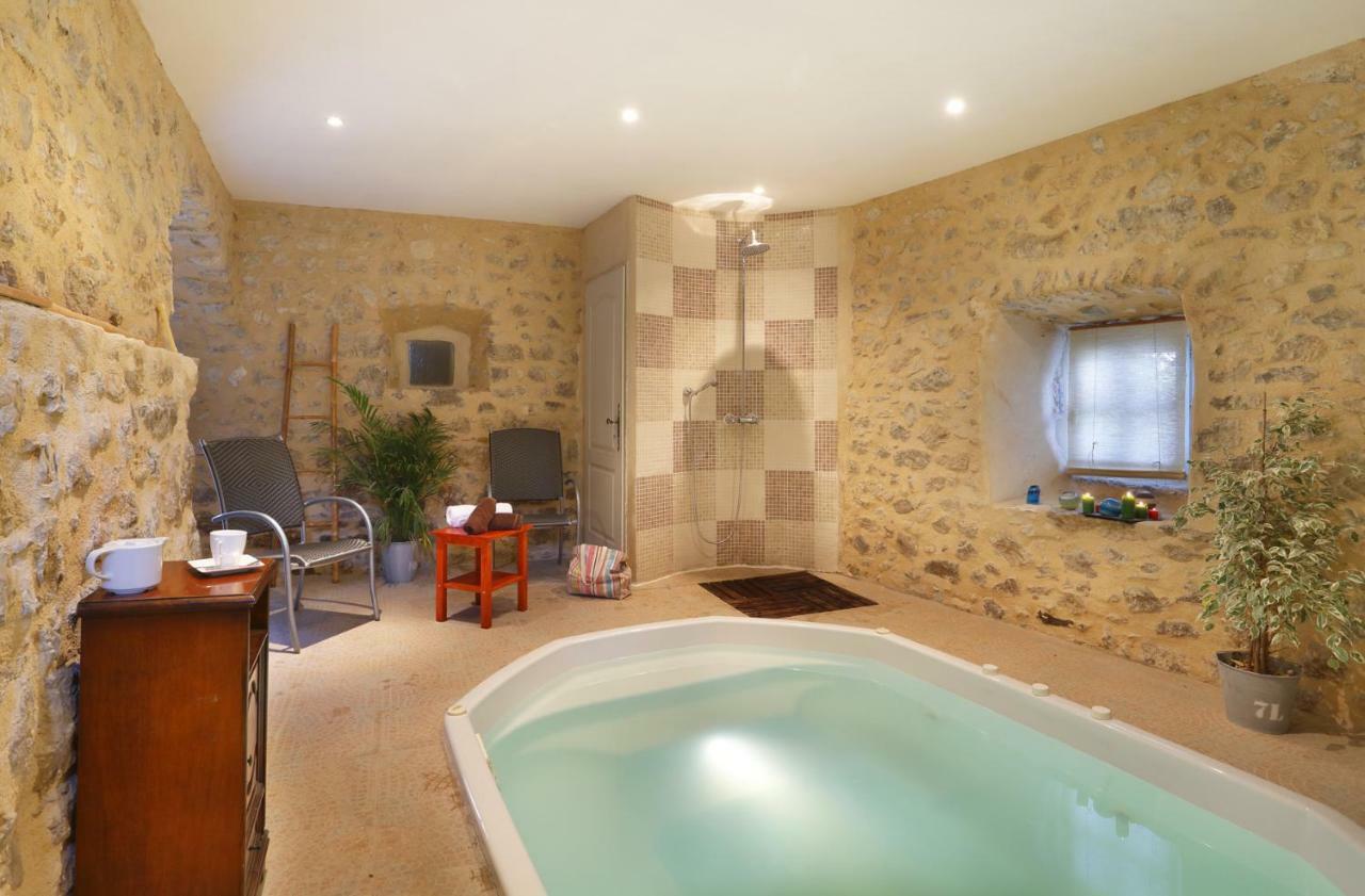 Chateau De Montfroc Bed and Breakfast Esterno foto